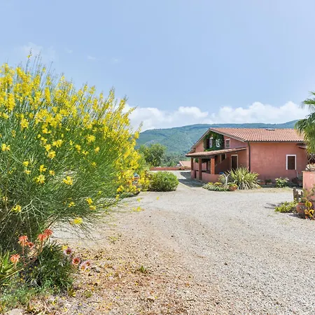 Il Melograno-1 By Interhome