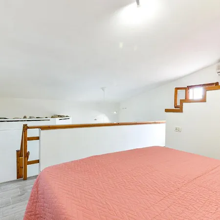Il Melograno-1 By Interhome Daire *